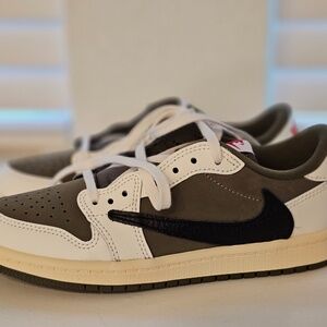 Kids Jordan 1 Low OG x Travis Scott (Brand New)